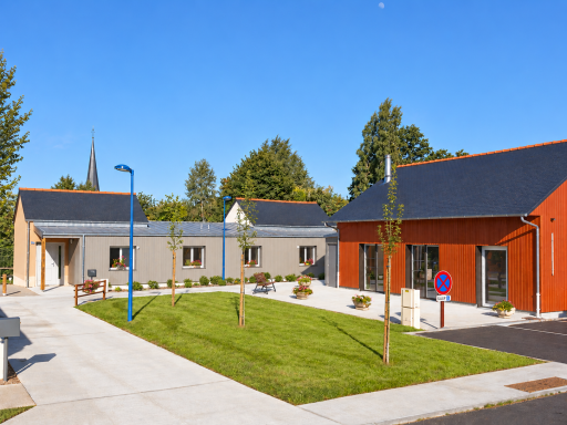 12 maisons et une salle commune – Québriac (35)